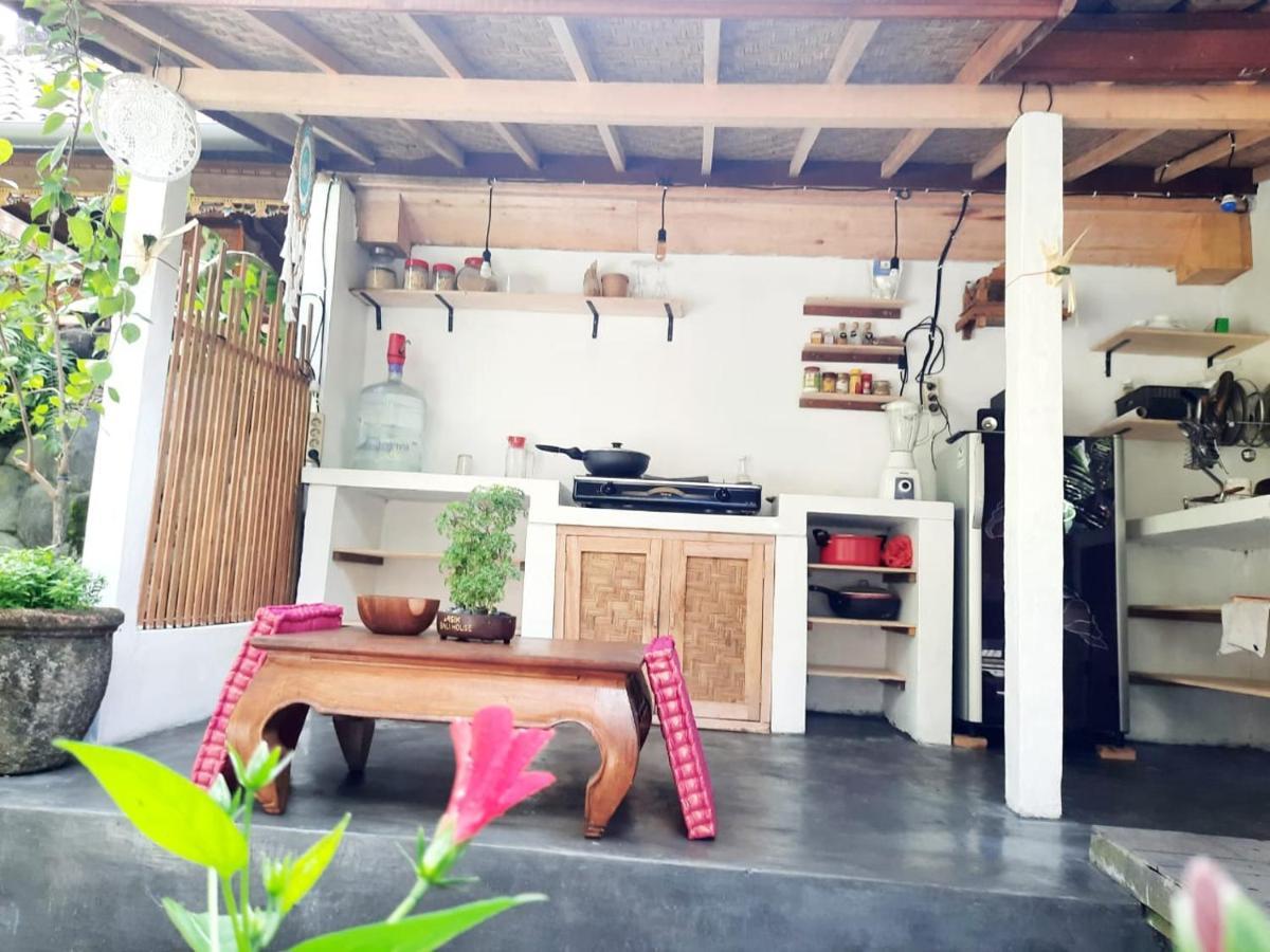 Gasthuis Asik Bali House 2*